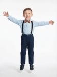 Festlicher Jungenanzug Christian in Marineblau mit orangefarbener Fliege auf weißem Hintergrund