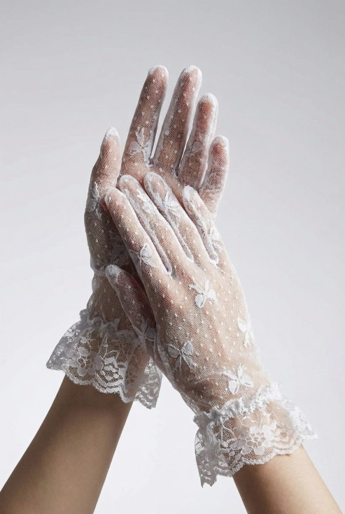 Kommunionhandschuhe Österreich, Spitzenhandschuhe Kommunion, Mädchenhandschuhe Kommunion, elegante Handschuhe Kinder, weiße Handschuhe Kommunion, Rüschenhandschuhe Mädchen, Kommunion Zubehör Österreich